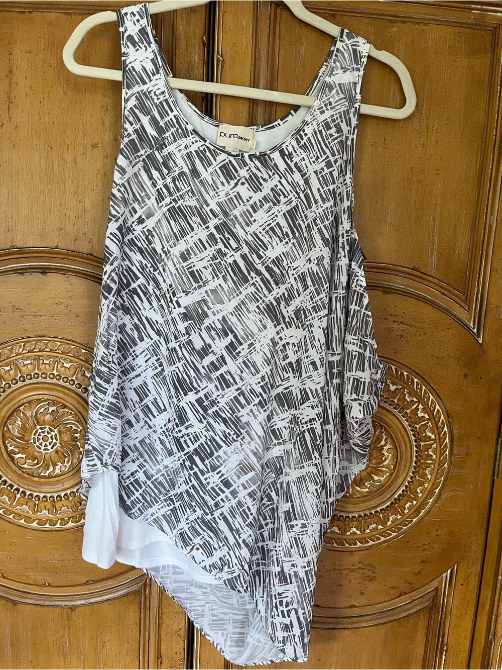 Pure Energy Black & White Abstract Scoop Tank